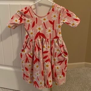 Hanna Andersson skater dress with pockets in floral pattern. Size 5 or 110.